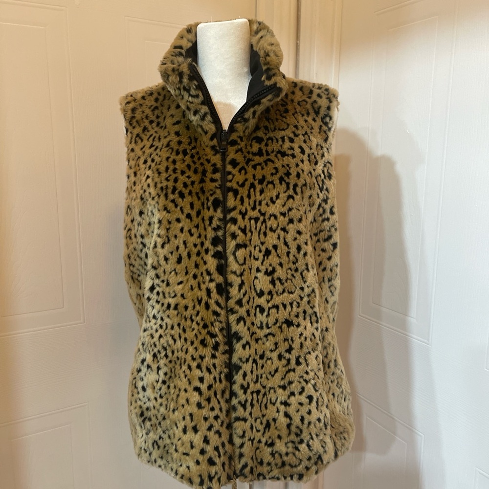 Kristen Blake Reversible Leopard Print Faux Fur Vest S